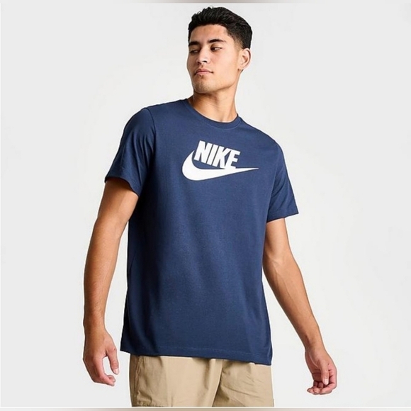 Nike The Nike Tee Navy Blue Rewneck Shirt White Logo Spellout Swoosh M - Picture 3 of 6
